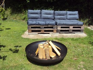 Property grounds - Cozy vacation apartment in the immediate vicinity of the Baltic Sea beach (Hohenfelde)