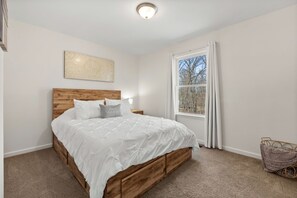 3 Schlafzimmer, Bügeleisen/Bügelbrett, Reisekinderbett, WLAN