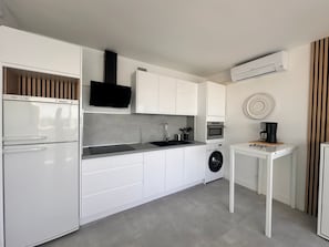 Refrigerador, microondas, horno y lavavajillas 