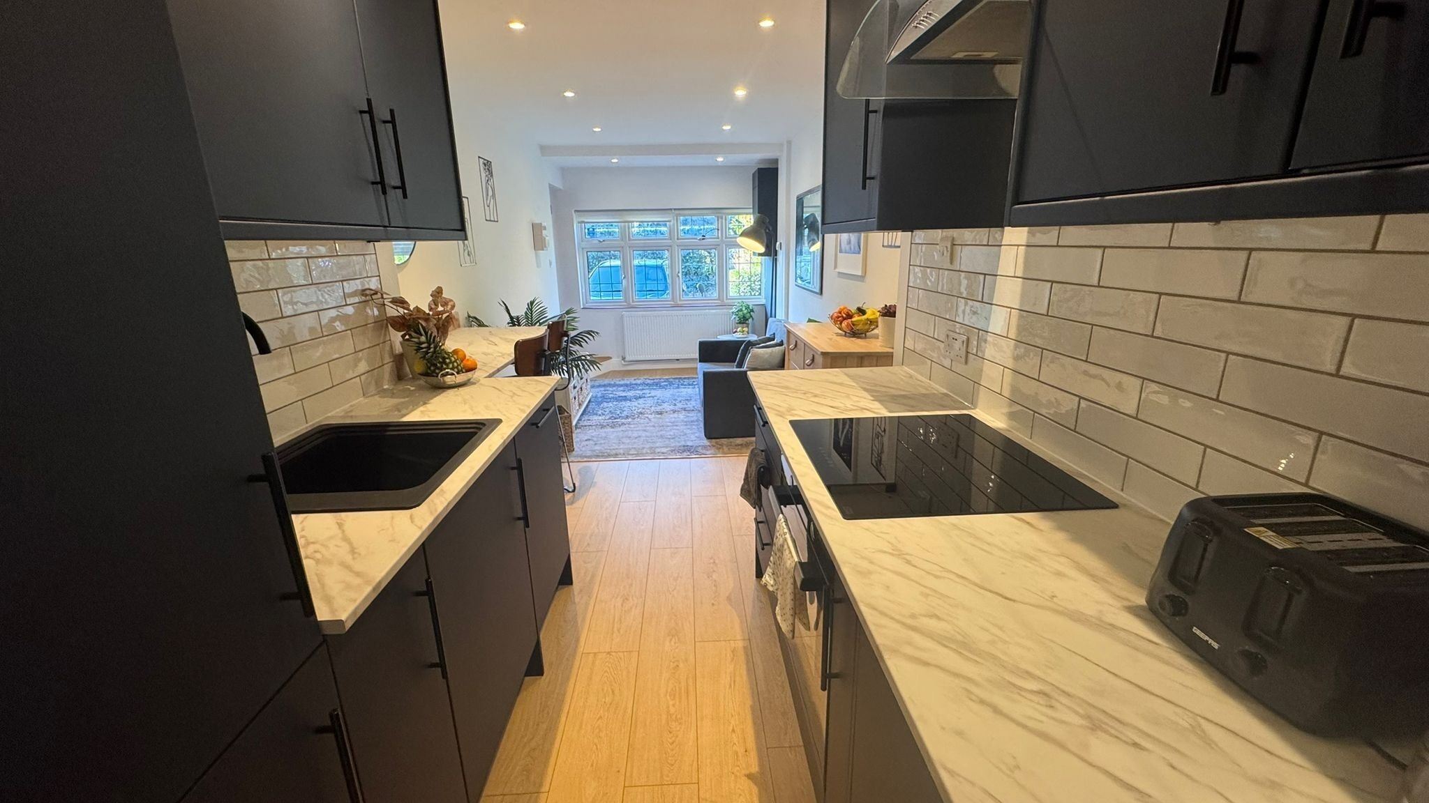 ميكروويف، فرن، موقد طهي مسطح، غسالة أطباق