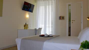 Double Room | In-room safe, desk, soundproofing