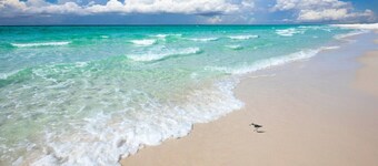 Spring Break on 30A | Heated Pool - Sleeps 6