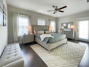 3 bedrooms, iron/ironing board, travel crib, free WiFi - Secure Your Monthly Stay Today — Dec Winter Rates! (Inlet Beach)