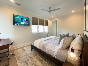 4 bedrooms, desk, iron/ironing board, travel cot