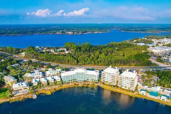 Exterior - Lakeview Carillon Studio w/ Balcony & Heated Pool (Panama City Beach)