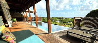 Villa Acoma Lodge private pool and breathtaking sea view ideal for 6 person