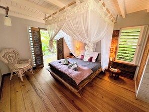 3 chambres, lit parapluie, Wi-Fi, draps fournis