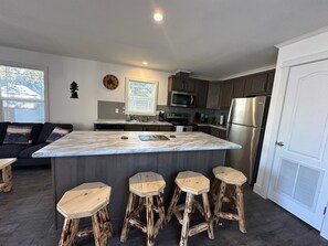 Private kitchen - 514 - Home in West Yellowstone (West Yellowstone)