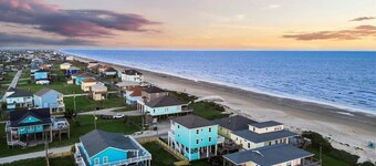 2nd row | Steps to Beach | Sleeps 18