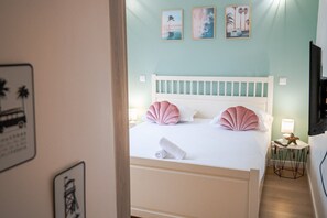 1 soverom, skrivebord, wi-fi og sengetøy