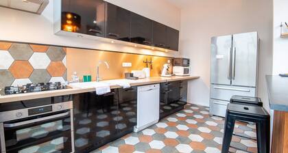 Savane-Chambre avec salle de bain partagée