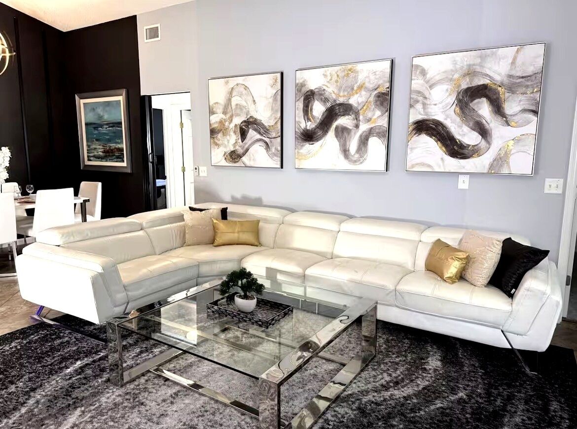 Smart TV, videojuegos, reproductor de DVD y libros 