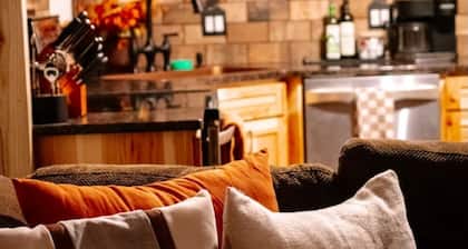 Cozy 3-bedroom cabin in charming North East