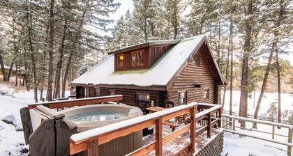 Enchanting cabin in the the Tobacco Root Mountains