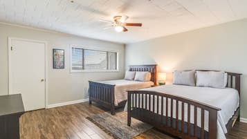 3 camere, una scrivania, ferro/asse da stiro, Wi-Fi gratuito