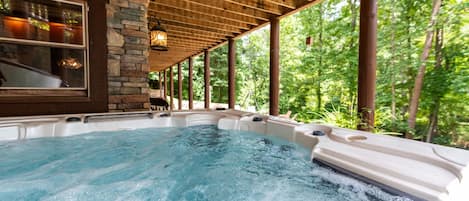 Bain à remous extérieur