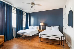 1 makuuhuone, silitysrauta/-lauta, vuodevaatteet