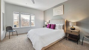 Desk, iron/ironing board, WiFi, bed sheets - Landing | Stunning Studio, Courtyard, Pool (Salt Lake City)