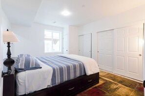 2 chambres, fer et planche à repasser, Wi-Fi, draps fournis