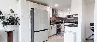Charming 2bed 2 bath with AC, WiFi in wonderful Aurora