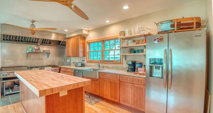 4BR Bartlett. Near Attitash & Saco River. Sleeps 10+