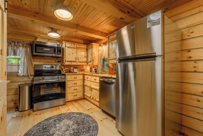 茶具/咖啡用具、冰箱、微波炉、烤箱