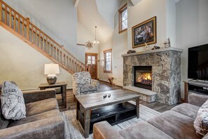 TV, fireplace, DVD player, stereo - NEW! Spacious, Updated Townhome with Private Garage (Breckenridge)