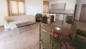 Apartamento, 1 quarto, para fumantes, sacada | Sala de estar