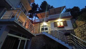 Apartamento, 1 quarto, para fumantes, sacada | Fachada
