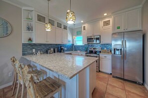 House (5 Bedrooms) | Interior - Coastal Soiree Ocean Views, Game Room, & Steps From Port Aransas Beaches (Port Aransas)