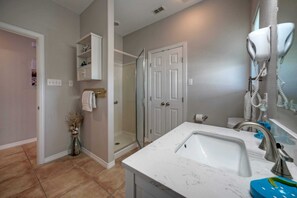 House (5 Bedrooms) | Interior - Coastal Soiree Ocean Views, Game Room, & Steps From Port Aransas Beaches (Port Aransas)