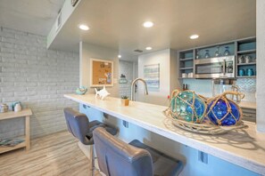 House (2 Bedrooms) | Interior - Pour Me a Vacation Mins to Beach, Community Pool+tennis Court, Private Balcony (Port Aransas)