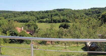 logement au calme a la campagne , proche de la nature, les villes sont proches