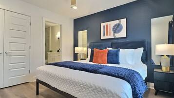 2 bedrooms, desk, iron/ironing board, free WiFi