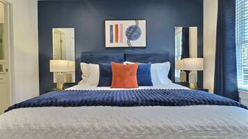 2 bedrooms, desk, iron/ironing board, free WiFi