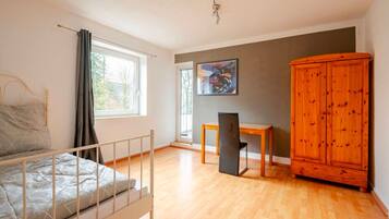 2 Schlafzimmer, Bügeleisen/Bügelbrett, WLAN, Bettwäsche