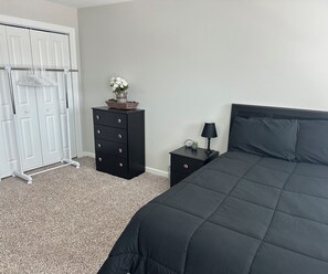 4 Schlafzimmer, Bügeleisen/Bügelbrett, WLAN, Bettwäsche