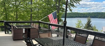 WALK TO BIMINI BEACH! 5 Bedrooms /3 Baths / Sleeps 10