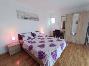 Appartement, 1 slaapkamer, roken, balkon | 2 slaapkamers