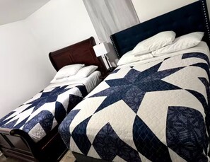 Iron/ironing board, WiFi, bed sheets