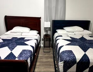 2 bedrooms, desk, iron/ironing board, free WiFi