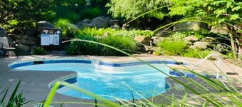 1BR Updated Condo at The Appalachian • Deck, Fireplace & Stunning Views #251