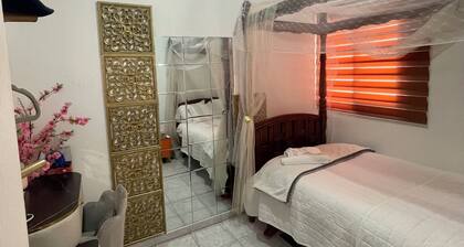 Charming 2-bedroom house in beautiful San Miguel with AC, WiFi