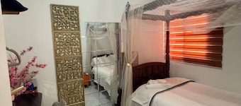 Charming 2-bedroom house in beautiful San Miguel with AC, WiFi