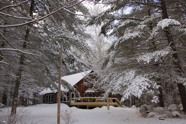 Front of property - Upscale Hostel by Lake George & Gore Mtn (Wevertown)