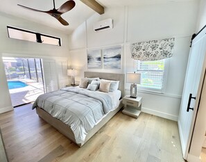 3 bedrooms, desk, iron/ironing board, free WiFi