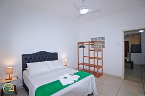 Unclassified image, 3 of 28, button - Domingos (Rio de Janeiro)