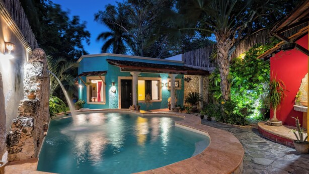 Outdoor pool - Casa Clorinda (Campeche)