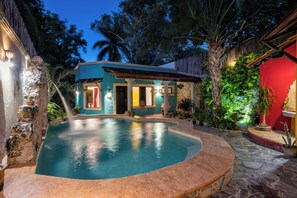 Outdoor pool - Casa Clorinda (Campeche)