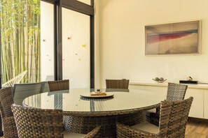 Deluxe House, Patio, Garden View | Dining room - New House in Santa Fe Morelos (Xochitepec)
